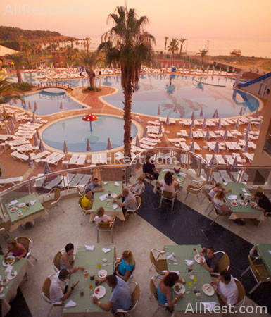 Arycanda De Luxe Hotel 13